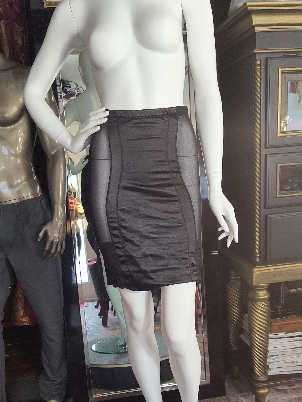 Vintage NWOT Black High-Waist Shaping Pencil Slip Skirt